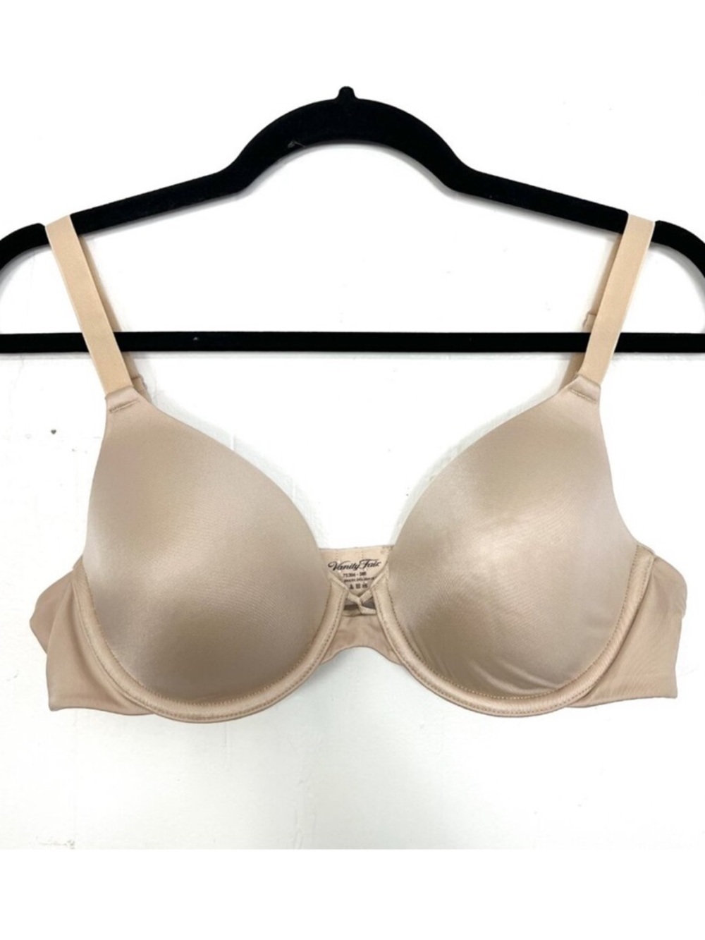 Vanity Fair T-Shirt Bra Underwire 38B Beige